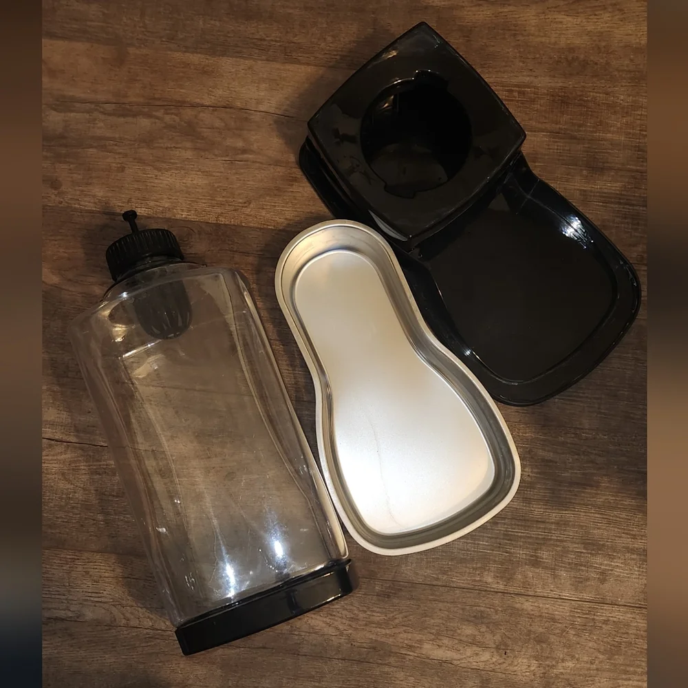 2.5 gallon gravity dog waterer